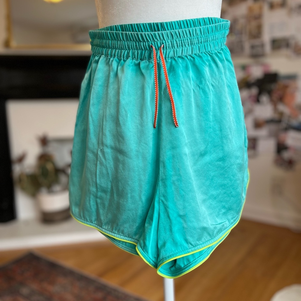 DANNIJO Silk Bowling Shorts - Small